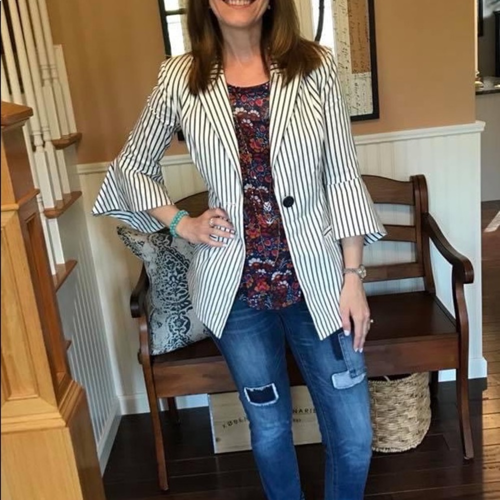 Cabi Bell Jacket - Picture 11 of 16